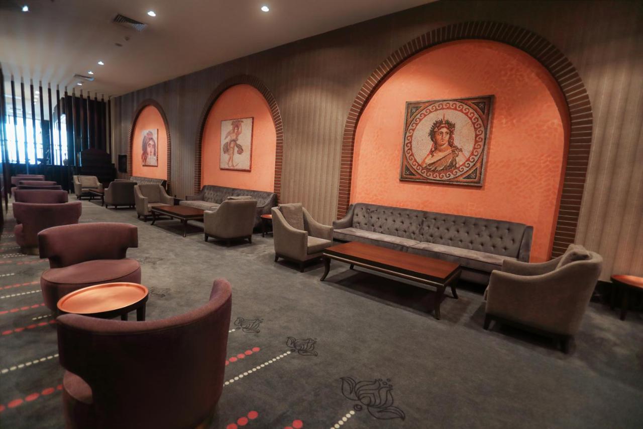 The Green Park Γκαζιαντέπ Εξωτερικό φωτογραφία The lounge at the station